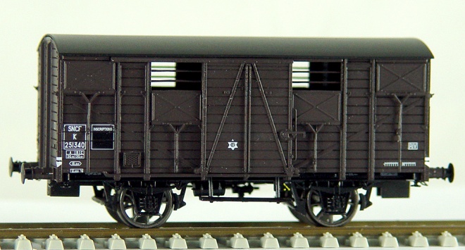 Box car type K<br /><a href='images/pictures/LS_Models/30377.JPG' target='_blank'>Full size image</a>